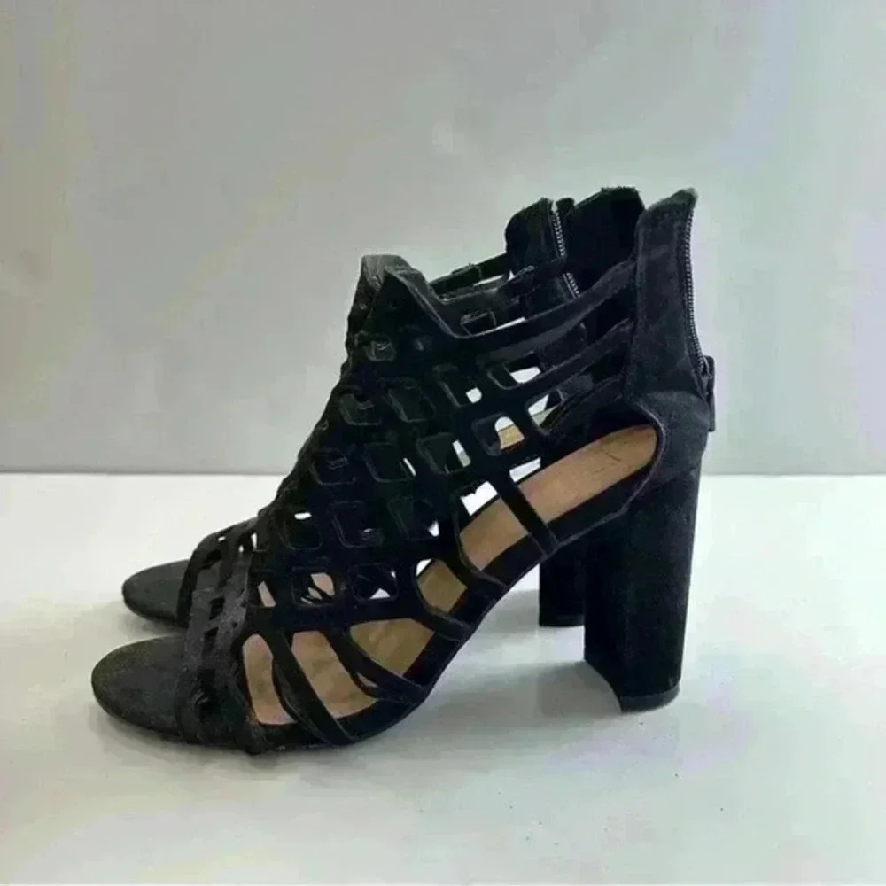 Material Girl Women’s Shoes Sandals Block Heels‎ Suede Black Size 6
